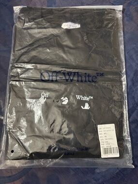 Off White Arrow Tree q Shirt
